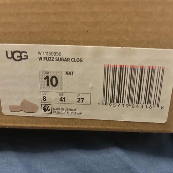 Fuzz Sugar Clogs - Picture 3 of 3